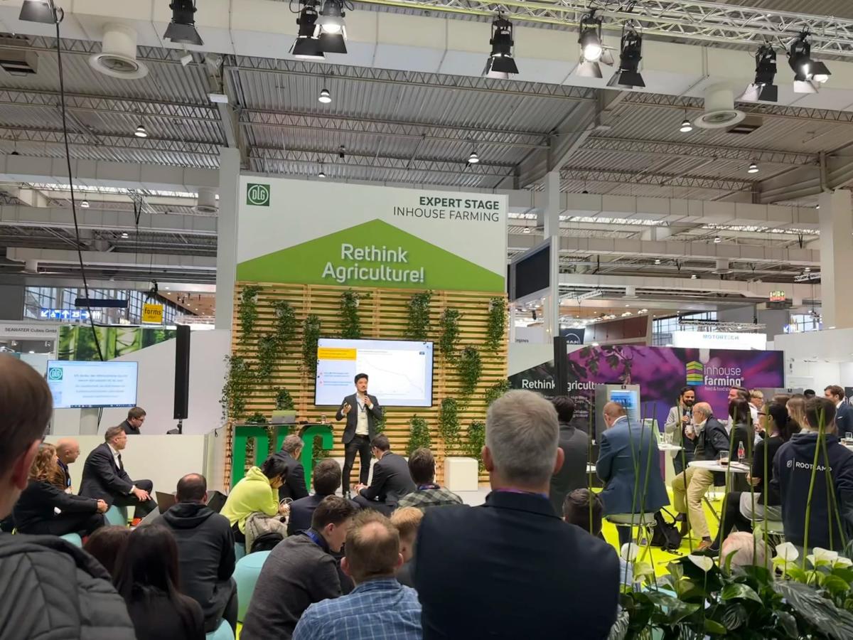 Robert gives his keynote at the EuroTier Startup Showcase event